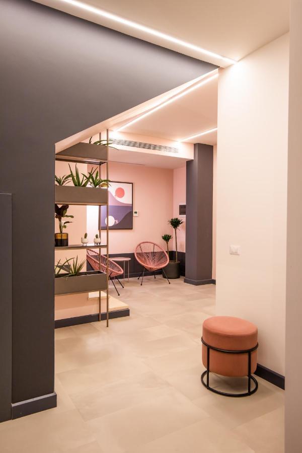 Allure Boutique Hotel Tirana Exterior foto