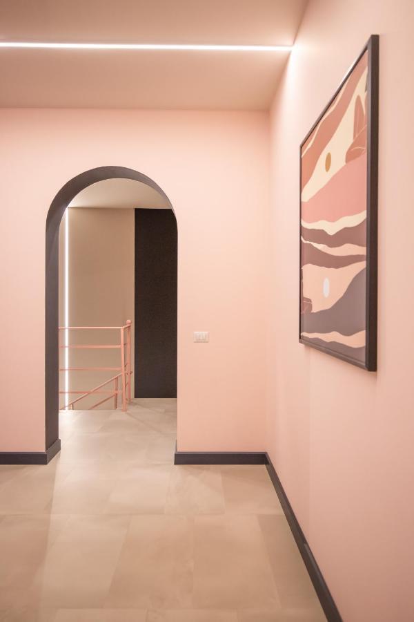 Allure Boutique Hotel Tirana Exterior foto